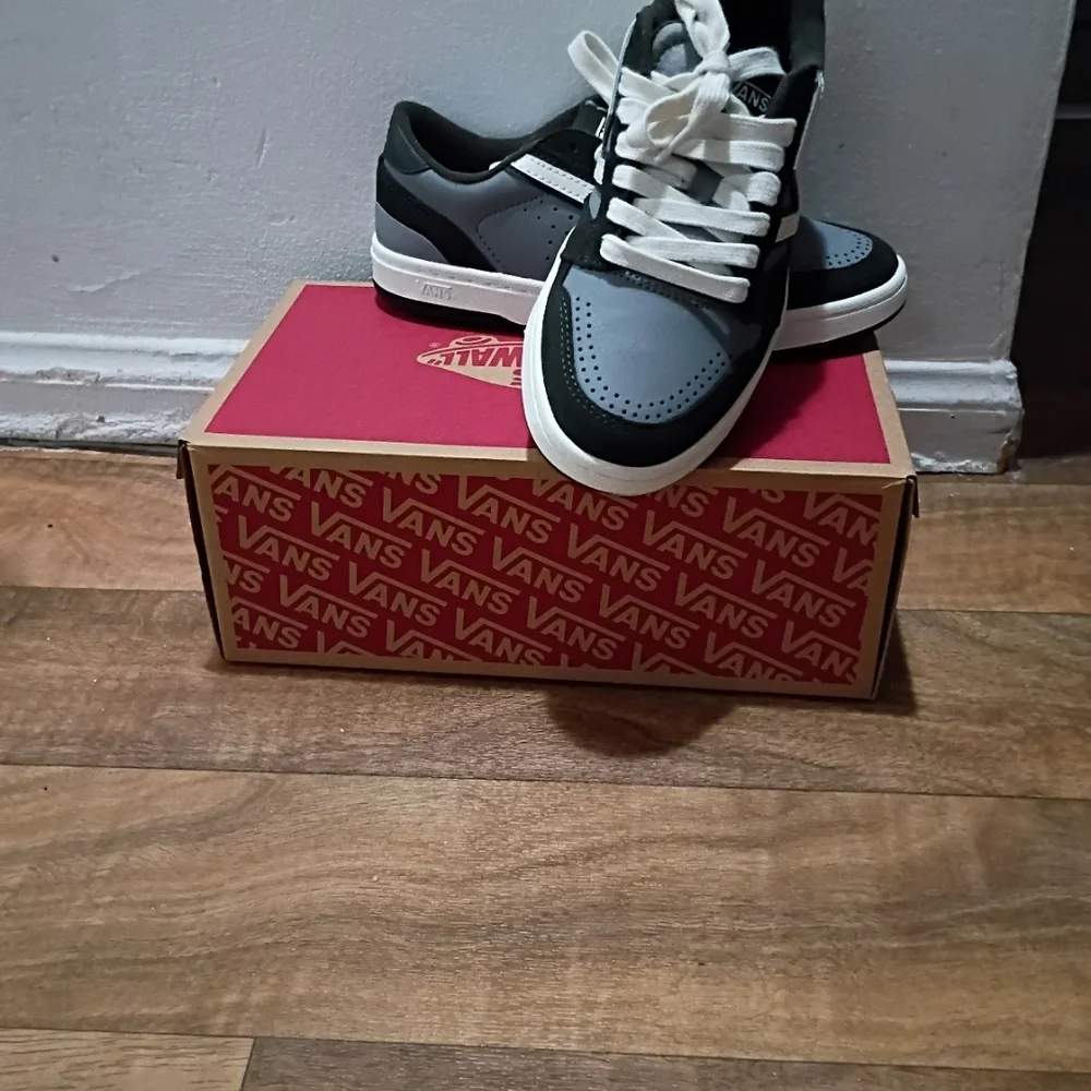 Vans Lowland 2.0 - Picture 2 of 6